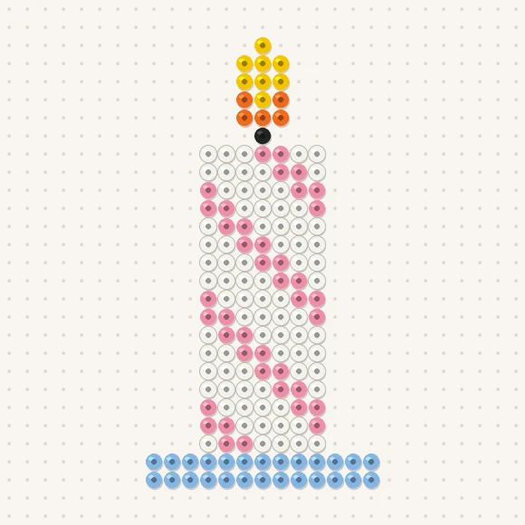 Modèle de perles à repasser bougie d'anniversaire sur une plaque de 29 × 29