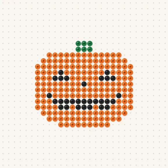 Modèle de perles à repasser citrouille souriante sur une plaque de 29 × 29