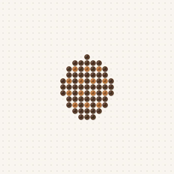 Modèle de perles à repasser mini pomme de pin sur une plaque de 29 × 29
